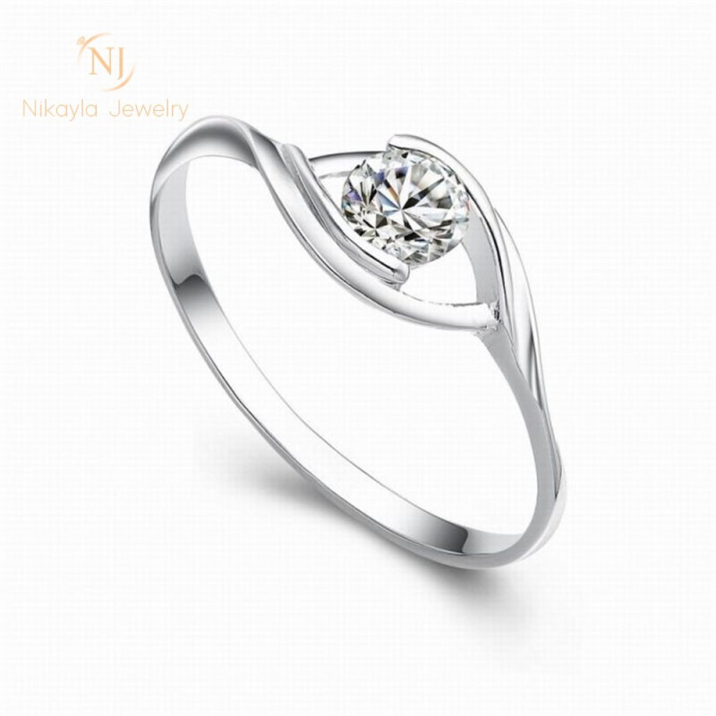 Nikayla Rings - Holding The Eye Diamond
