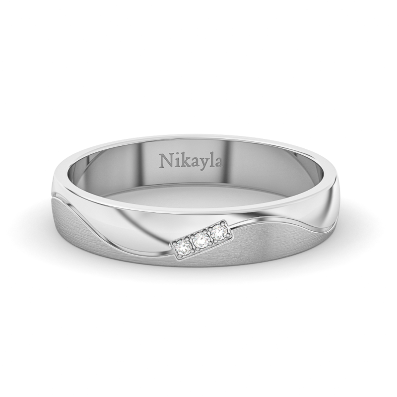 Nikayla  Three Diamonds Half Doff