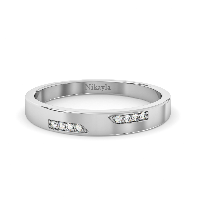 Nikayla Same of Arrow Gold 18K